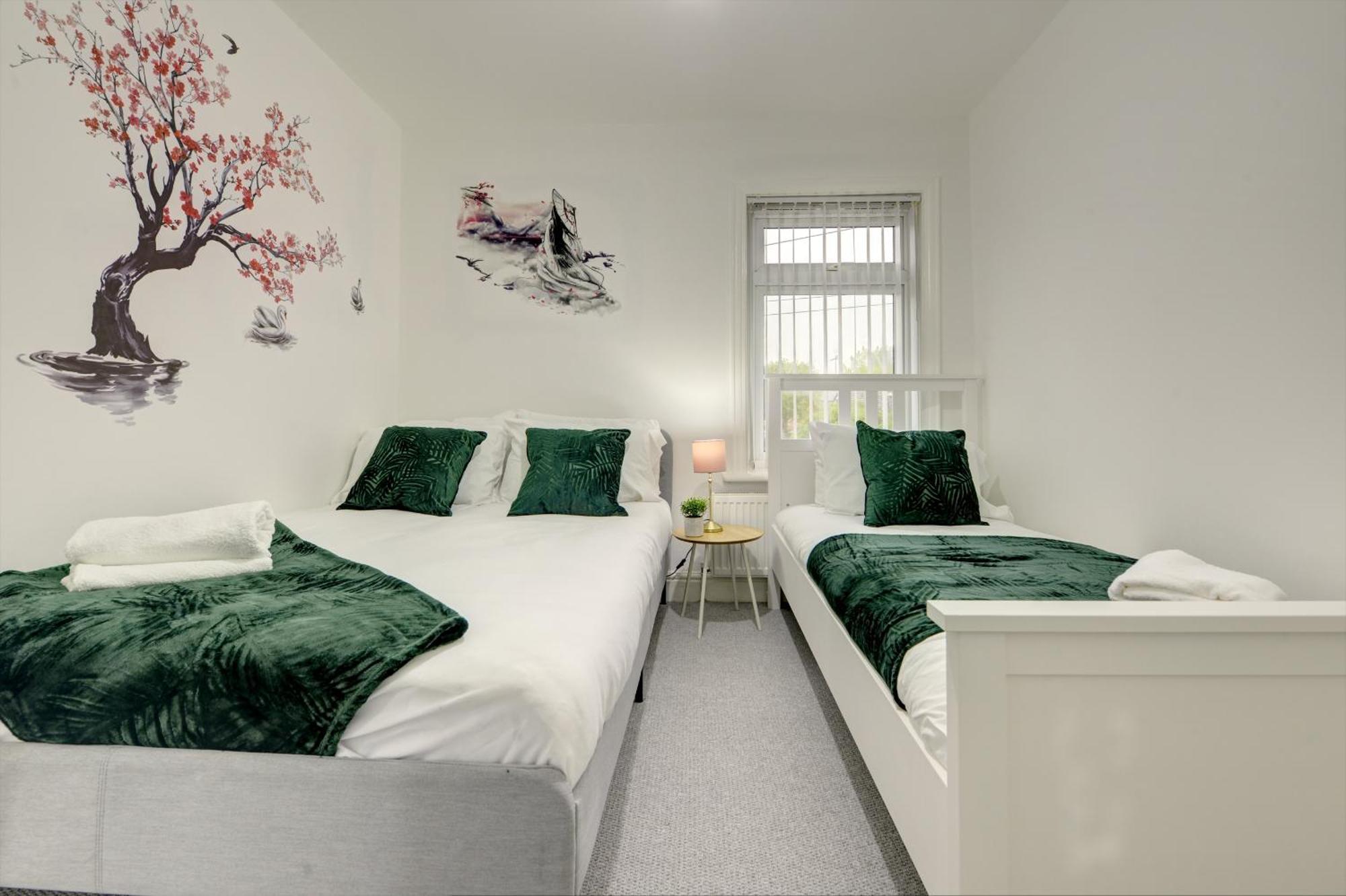 Apartment Stunning And Lovely 3 Bed House - Catch 22 Coventry